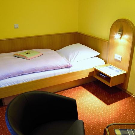 Hotel Kasserolle Siegburg Exterior photo