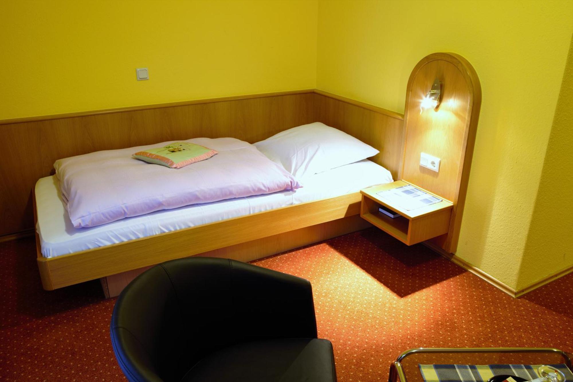 Hotel Kasserolle Siegburg Exterior photo
